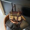 Bolsa Sense de Alta Qualidade Bolsa Caixa Feminina Primavera e Verão Combina com Tudo 2025 Novo Estilo Retrô Bolsa Transversal Feminina Caixa Portátil Bolsa de Cosméticos