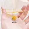 Loja de Ouro Mesmo Estilo Joias Banhadas a Ouro com Diamantes, Conjunto de Corrente com Flor de Pedra Verde Oca, Colar Feminino Design Floral de Nicho Ouro Falso