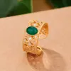 Estilo chinês Elegante Método Antigo Anel de Ouro Estilo Palácio Design Incrustado Anel de Calcedônia Hanfu Cheongsam Colocação Mão Jóias