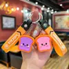 Llavero de Pan Tostado con Emoji de Colores Llavero de Goma Suave de PVC 3D Accesorio Creativo para Regalo Colgante de Bolsa