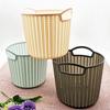 Cesta de almacenamiento portátil redonda tipo ratán S067C + cesta de almacenamiento de artículos diversos de escritorio caja de almacenamiento hueca de plástico sin tapa