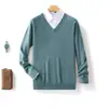 Suéter masculino gola V novo para Outono e Inverno, pulôver simples clássico, cor sólida, blusa de malha para usar por baixo Volkswagen