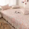 Funda de cama de terciopelo de leche espesa fresca y simple, colchoneta para tatami, alfombrilla grande calefactable para cama, funda de cama acolchada, juego de tres piezas, protector de cama antideslizante