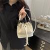 Bolsa de Verão Feminina, Bolsa Balde com Cordão Moderna e Versátil, Bolsa Pequena, Bolsa de Ombro, Bolsa Transversal para Celular, Bolsa Tecida para o Dia a Dia
