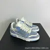 Tênis Guangzhou Couro Bovino de Primeira Camada Artesanal Sem Cola Mocassins Tênis Unissex Cimento Branco Branco e Preto Resistente ao Desgaste