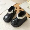 Botas de Cuero Cálido con Felpa para Niña Pequeña 2026 Invierno Nuevas Zapatos de Princesa con Adorno de Encaje Botas Martin