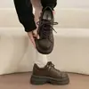 Faldas para otoño e invierno, versátiles zapatos de cuero para mujer estilo universitario 2026, mocasines de suela gruesa, nuevos zapatos retro de estilo británico que aumentan la altura