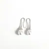 Pendientes de perla minimalistas de lujo estilo Ins Moda europea y americana de moda Perla de concha aleación de perla Venta caliente transfronteriza Temu