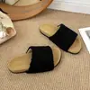 Chinelos de pele fofos e quentes estilo coreano para mulheres, adequados para uso externo, com sola grossa, chinelos de casa para outono e inverno, estilo Birkenstock, novo modelo 2026