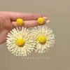 Aretes de Vacaciones Adecuados para el Verano 2025 Nuevos Aretes Populares para Mujeres Coloridos Exagerados con Cuentas Flor Borla