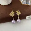 Pendientes Colgantes de Sirena Morados Fantasía Retro Franceses con Perlas Pendientes de Flor Estéreo Dorados de Alta Gama a la Moda