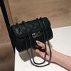 2025 Nuevo Bolso de Cadena Estilo Fragancia Pequeña de Diamantes Bolso Bandolera de Hombro Único Bolso de Cuero Suave Moderno y Más Fácil de Combinar Mini Bolso Cuadrado Pequeño
