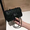 Nova Bolsa Pequena Acolchoada Estilo Chanel 2025, Bolsa de Ombro Único Transversal, Bolsa de Couro Macio, Bolsa Quadrada Mini Pequena Versátil da Moda