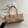 Bolsa fosca retrô da moda 2026 novo modelo bolsa de ombro axila para mulher bolsa de mão de grande capacidade bolsa Boston