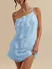 Vestido curto de verão assimétrico com gola aberta, design transfronteiriço europeu e americano, modelagem que afina, cor sólida, vestido de um ombro com babado