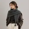 Tamanho grande, combinado com um casaco, cachecol triangular de lã mista de cor sólida para mulheres com franjas, xale de tricô, outono/inverno, com um toque boêmio
