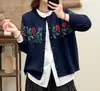 Cárdigan de punto floral de cuello redondo estilo casual para mujer, chaqueta suéter morada holgada y versátil para otoño, una prenda exterior juvenil