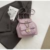 Mochila Bordada Lingge para Mujer 2024 Nuevo Verano Combinable Mochila con Cierre de Cadena Moda Mini Bolsa de Viaje