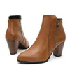Botas Femininas de Salto Grosso de Tamanho Grande, Novas para Outono e Inverno Europeu e Americano, Botas de Salto Alto Curtas com Zíper Lateral e Bico Redondo, Botas Retrô