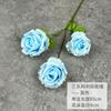 Bucé de Tres Cabezas de Rosa Búlgara Hidratante Flor Artificial Flor Decorativa Estilo Europeo Flor de Seda Sala de Estar Mesa de Comedor Flor
