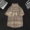 Camisa retro de verano 2024 para hombre, estilo Hong Kong, para estudiantes, diseño holgado y de nicho, nueva e interesante prenda para uso exterior.