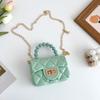 Bolso infantil 2022 nuevo bolso de gelatina de PVC moda Diamond Girl cadena de perlas portátil estilo extranjero bolso de princesa