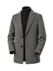 Abrigo de lana doble faz en stock, listo para enviar, popular abrigo masculino de longitud media estilo traje con diseño de un solo botón, adecuado para otoño e invierno, y perfecto para atuendo formal de negocios