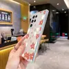 Fresco e curativo, este case de celular vermelho com estampa floral, leve e transparente é projetado para o Samsung S23 FE e oferece cobertura total com uma capa macia.
