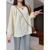 Camisa feminina plus size fresca e elegante estilo francês com mangas bufantes bordadas, corte solto, disfarça a barriga, top versátil