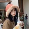 Gorro de invierno para mujer, nuevo gorro de pescador cálido de felpa, estilo coreano, con protección para las orejas, estilo jersey Lei Feng, para estudiantes, para viajes y lavabos.