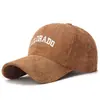 Boné de Baseball de Veludo Cotele Bordado Estilo Coreano Retrô Novo para Outono e Inverno para Casais, Versátil e Afina o Rosto, Cor Sólida Moderno Boné de Bico de Pato