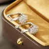 Brincos de Zircônia Modernos e Simples para Mulheres, Presilhas de Orelha Geométricas Microincrustadas, Brincos Versáteis de Luxo Leve com Textura de Prata Pura, Novo Estilo Europeu e Americano