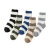 Comércio exterior transfronteiriço meias de veludo coral masculinas outono e inverno sapatos de chão quentes e meias meias de dormir de inverno atacado Amazon