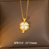 Exquisitos Pendientes de Trébol de Cuatro Hojas Completamente Diamantados Collar Moda Femenina Lujo Ligero Colgante Simple Versátil Joyería de Acero de Titanio de Gama Alta Venta al por Mayor