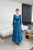 Moda Femenina Tallas Grandes Transfronteriza Europea y Americana Issey Miyake Color Sólido Manga de Trompeta Francesa Estilo Africano Vestido Elegante