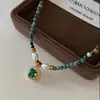 Novo Colar Estilo Chinês Pedra Natural Verde Escuro Feminino 2025 Novo Pingente Quadrado de Diamante Corrente para Clavícula Acessível Luxo Colar Retrô
