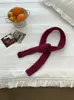 Estilo coreano ~ bufanda estrecha larga de punto de color liso para mujer, moderna y versátil para otoño e invierno, creando una atmósfera cálida y acogedora, y proporcionando protección para el cuello