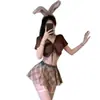 Lencería sexy y juguetona, uniforme escolar JK a cuadros sexy, juego de rol, ambiente de deseo puro, busto pequeño, tentación en la cama