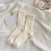 Meias Veludadas Australianas Novas para Mulheres, Grossas para Meninas, Cor Doce, Cor Pura, Agulha Dupla, Quentes para Casa, Estilo Doce, Meias Femininas de Cano Médio