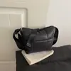 Bolso de mano de cuadros plisados estilo coreano con diseño de nube para mujer, bolso de mano nuevo en colores caramelo, bolsa portátil tipo bollo de algodón espacial