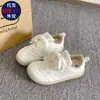 Zapatillas de entrenamiento alemanas versátiles y transpirables para mujer, nuevo modelo otoño 2026, zapatillas blancas que hacen que los pies parezcan más pequeños, zapatillas blancas deportivas, casuales y de moda