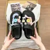 Novas Chinelos Infravermelhos Super Populares 2026 para Mulheres, Sapatos Perfurados Populares, Aumentadores de Altura, Fofos Chinelos de Casa de Verão