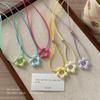Collar con colgante de flor hueca colorida de dopamina para mujer, diseño nicho, cadena para clavícula, cadena para cuello, accesorios halter