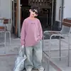 Tienda de Algodón Camiseta para Niños Jeans de Otoño Versión Coreana 2026 Nuevos Pantalones Curvos Rayados Conjunto de Ropa para Niños