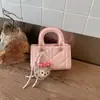 Bolso de Axila Nuevo Textura Gamuza Otoño e Invierno 2025, Bolso de Hombro Gamuza Mate para Viajero, Bolso Baguette Retro de Nicho