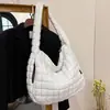 Bolsa Nuvem Plissada Grande para Comércio Exterior Atacadista Bolsa Tote Feminina Estilo Coreano Tamanho G Grande Capacidade Bolsa Cruzada de Algodão Bolsa de Ombro