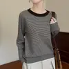 Novo suéter de malha feminino para outono e inverno com listras contrastantes, top estilo coreano, pulôver falso de duas peças com gola redonda, solto e versátil
