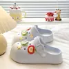 Ropa de Exterior de Verano INS de Gama Alta Versátil Sandalias Perforadas Birkenstock Suela Gruesa de EVA Zapatillas Ligeras Duraderas de Punta Cerrada para Mujer