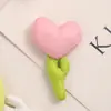Broche de tecido de flor de novo amor para primavera e verão atacado pingente de bolsa fofo para florista bugigangas decorativas