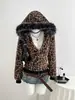 Chamarra con Capucha de Felpa Estampado Leopardo Retro para Mujer Talla Grande Cuello de Piel Cintura Ceñida Corta Sudadera Otoño Invierno Chica Popular Espesa Piel Sintética
